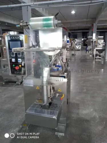 Tomato paste packaging machine