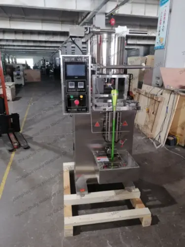 Automatic popsicle packing machine