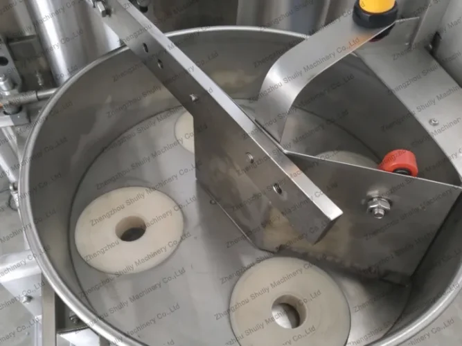 Measuring hopper